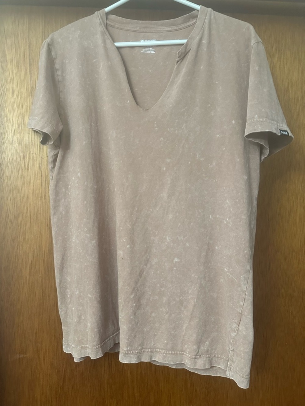 Victoria secret PINK Washed Mauve/tan V-Neck Tee- size medium - Picture 3 of 6